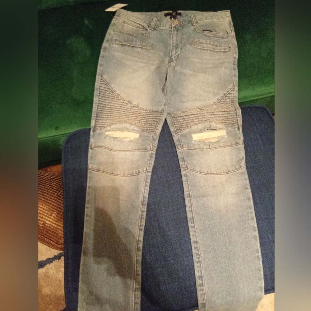 Forever 21 Men Jeans  NWT